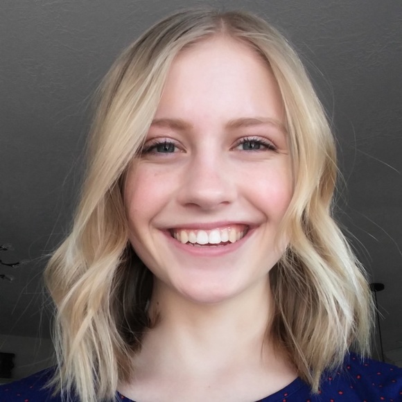 Meet your Posher, Kylie - Picture 1 of 1